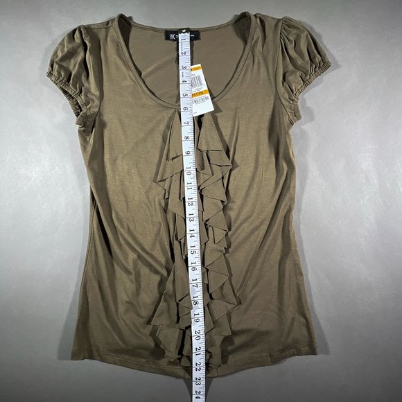 NWT - INC. Camo Green Tank Top Ruffle/Front Elastic Sleeves Size Small - Picture 8 of 11